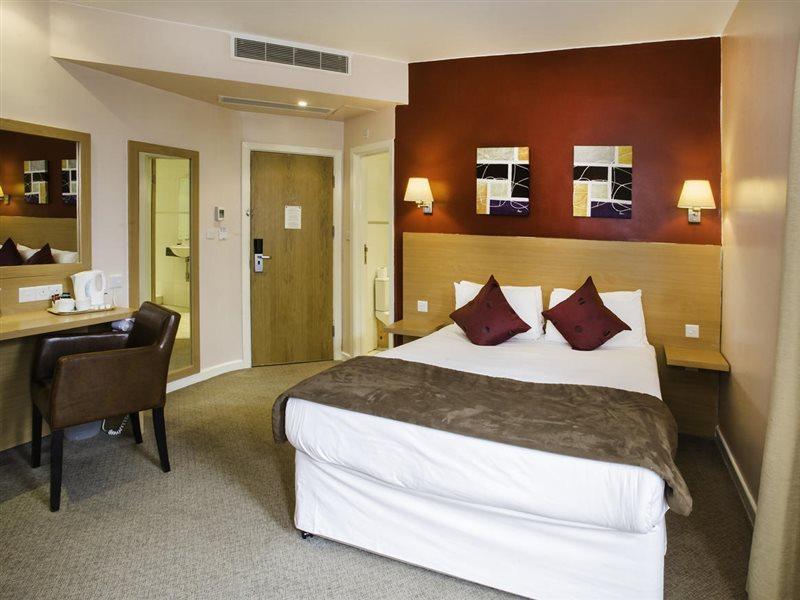 The Luton Hotel Εξωτερικό φωτογραφία